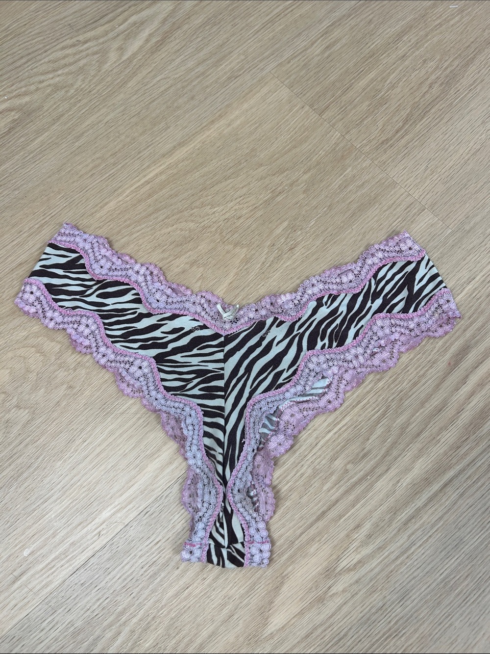 2000’s Y2K Vintage Victoria’s Secret Sexy Little Thing Panty M